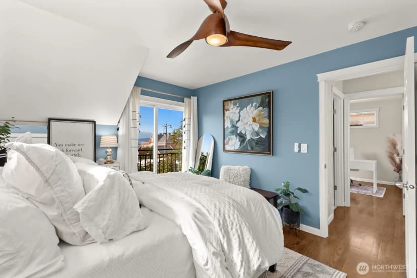 Property photo for 7110 California Avenue Sw, Seattle photo 12