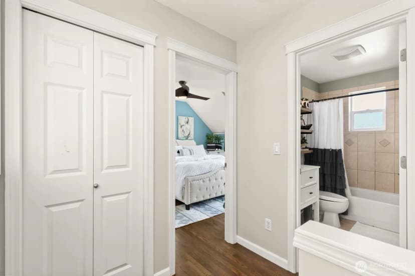 Property photo for 7110 California Avenue Sw, Seattle photo 15