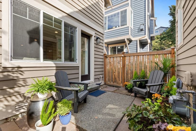Property photo for 7110 California Avenue Sw, Seattle photo 21