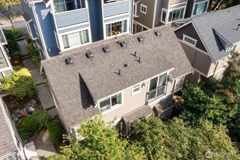 Property photo for 7110 California Avenue Sw, Seattle photo 25