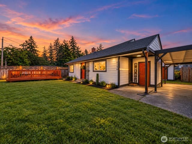 Property photo for 6146 88th Street Sw, Lakewood photo 3