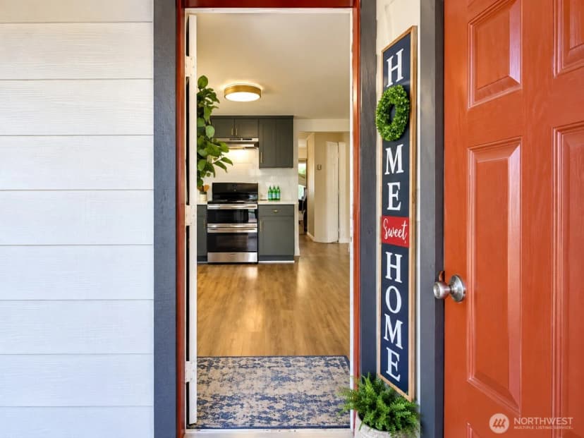 Property photo for 6146 88th Street Sw, Lakewood photo 6