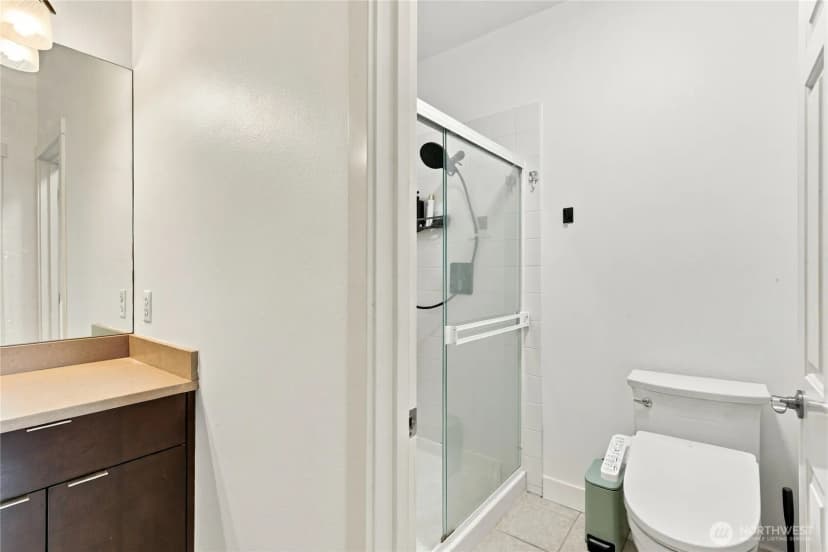 Property photo for 1601 Ne Katsura Street #101, Issaquah photo 23