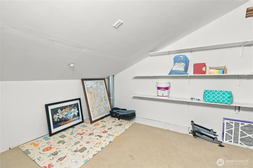 Property photo for 1601 Ne Katsura Street #101, Issaquah photo 32
