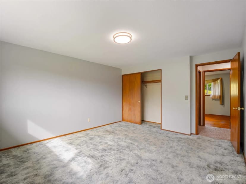 Property photo for 2404 S 360th Street, Federal Way photo 20