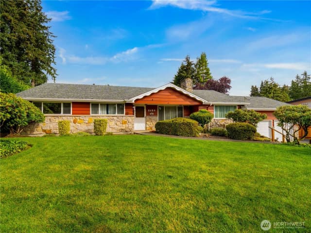 Property photo for 2404 S 360th Street, Federal Way photo 3