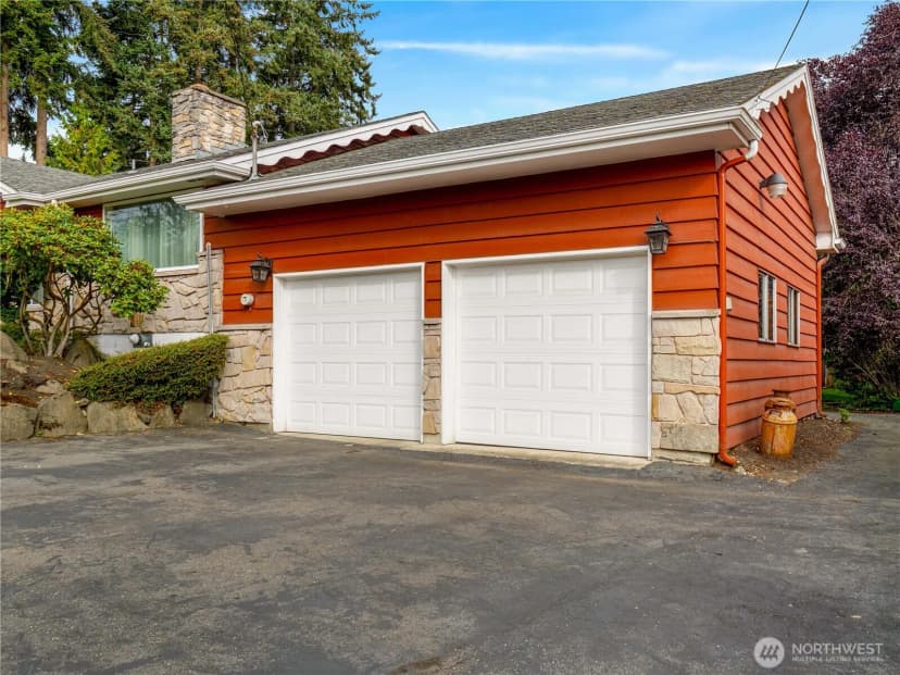 Property photo for 2404 S 360th Street, Federal Way photo 31