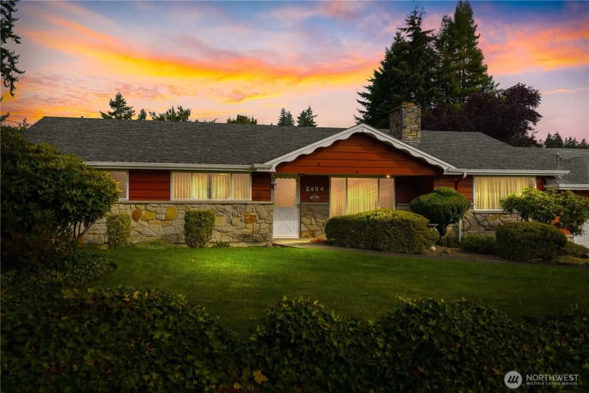 Property photo for 2404 S 360th Street, Federal Way
