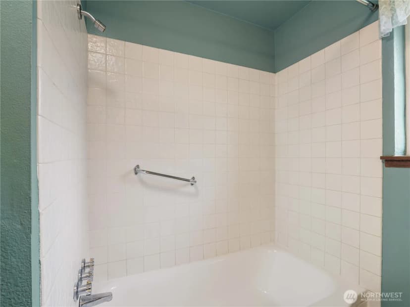Property photo for 2404 S 360th Street, Federal Way photo 17