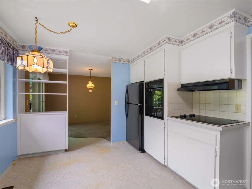 Property photo for 2404 S 360th Street, Federal Way photo 11