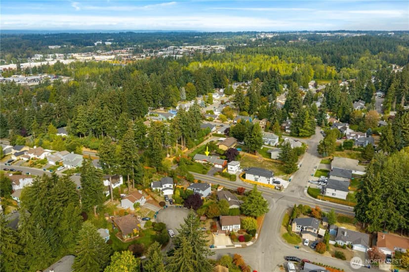 Property photo for 2404 S 360th Street, Federal Way photo 36