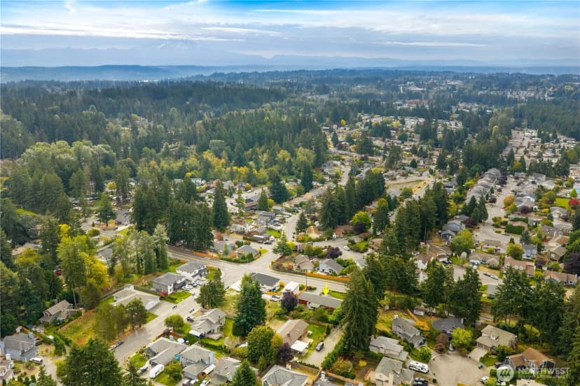 Property photo for 2404 S 360th Street, Federal Way photo 35