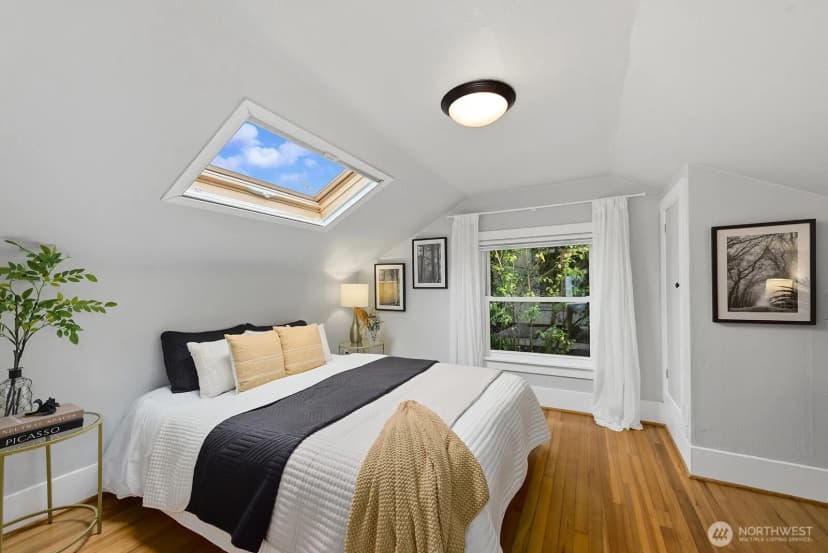 Property photo for 6238 28th Avenue Ne, Seattle photo 12
