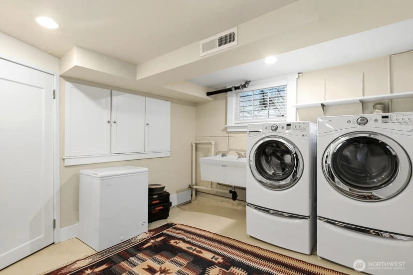 Property photo for 6238 28th Avenue Ne, Seattle photo 18