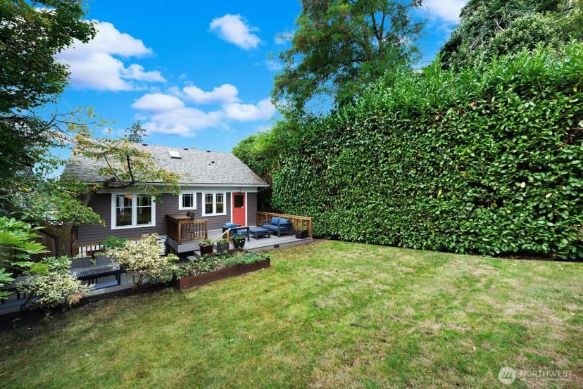 Property photo for 6238 28th Avenue Ne, Seattle photo 26