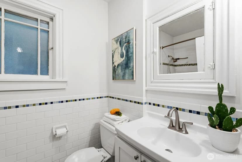 Property photo for 6238 28th Avenue Ne, Seattle photo 11