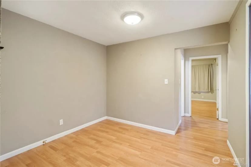 Property photo for 125 Hayes Place Sw #1 & 2, Renton photo 8