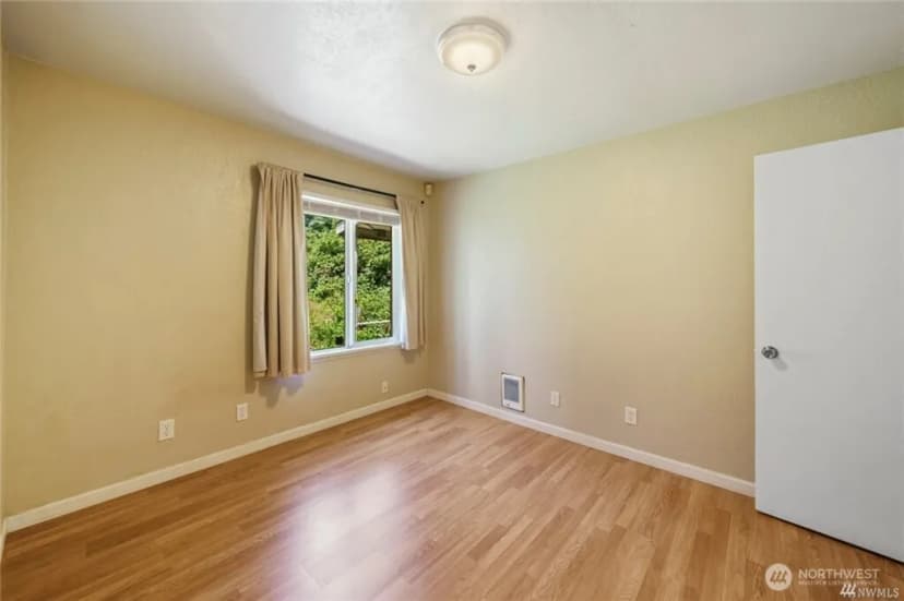 Property photo for 125 Hayes Place Sw #1 & 2, Renton photo 15