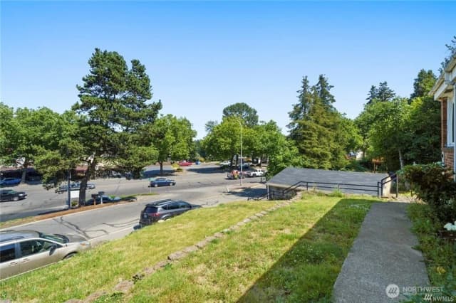 Property photo for 125 Hayes Place Sw #1 & 2, Renton photo 5