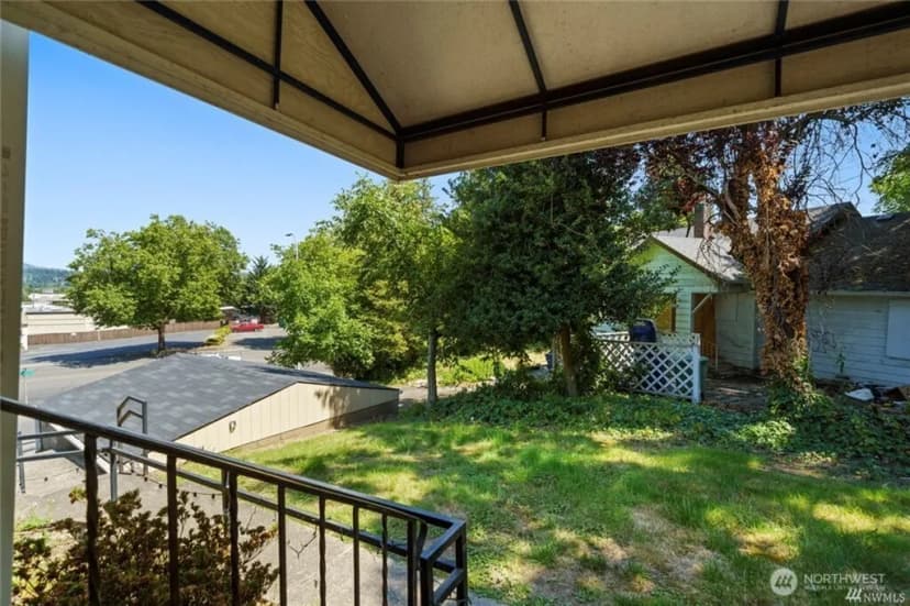 Property photo for 125 Hayes Place Sw #1 & 2, Renton photo 7