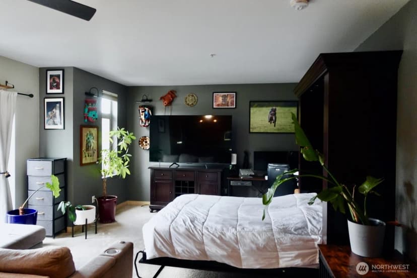 Property photo for 3333 Wallingford Avenue N #307, Seattle photo 10