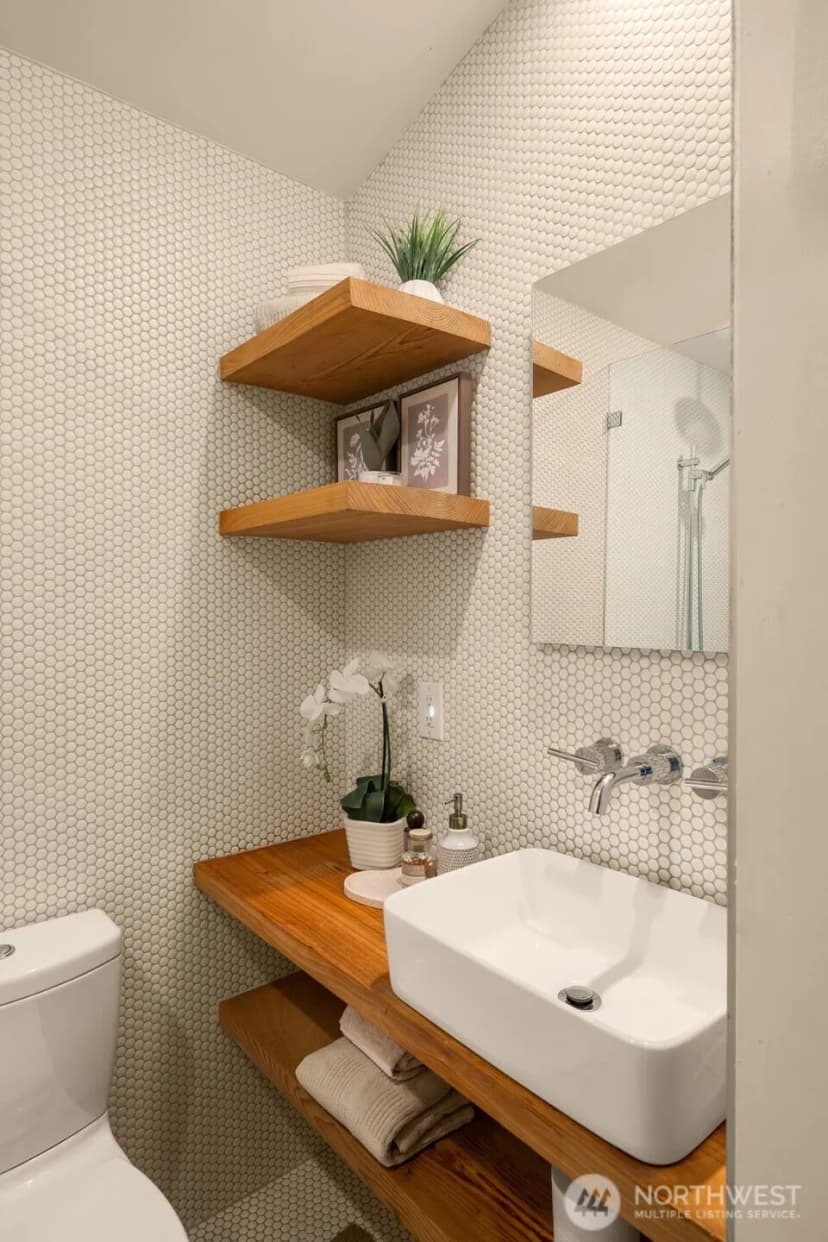 Property photo for 13347 12th Avenue Ne, Seattle photo 34