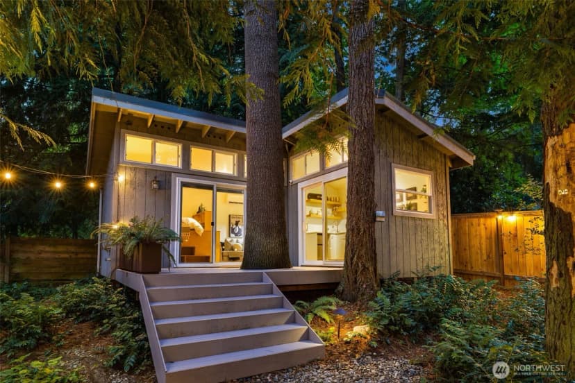 Property photo for 13347 12th Avenue Ne, Seattle photo 30