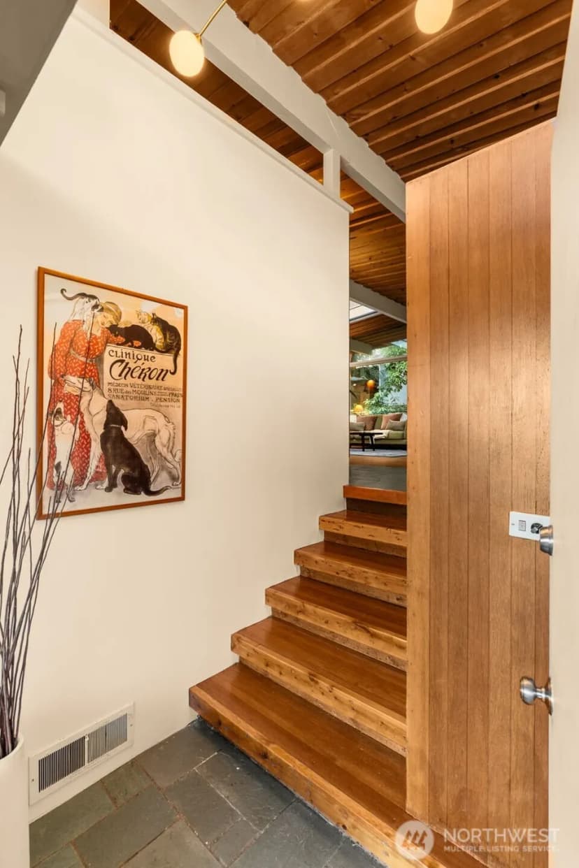 Property photo for 13347 12th Avenue Ne, Seattle photo 23