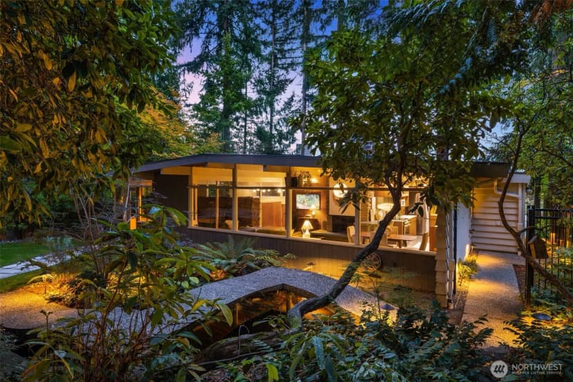 Property photo for 13347 12th Avenue Ne, Seattle photo 25