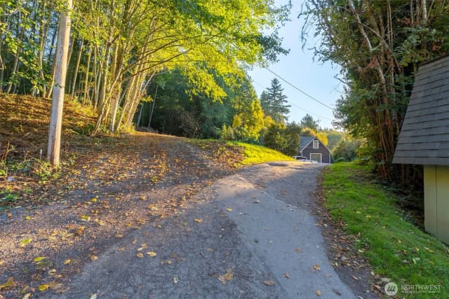 Property photo for 1160 Beach Drive, Port Orchard photo 3