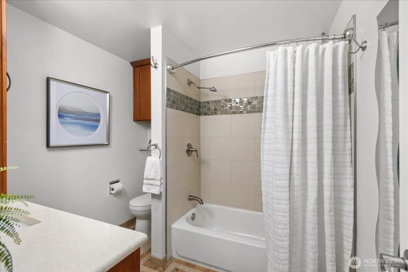 Property photo for 19853 25th Avenue Ne #314, Shoreline photo 19