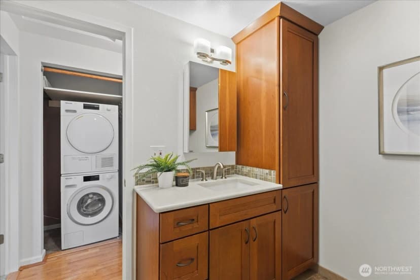 Property photo for 19853 25th Avenue Ne #314, Shoreline photo 20