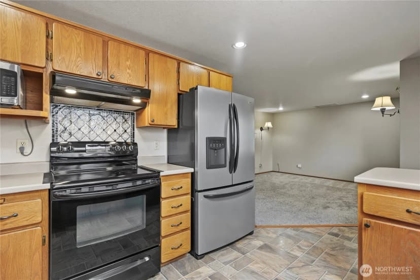 Property photo for 19818 10th Avenue Ct E, Spanaway photo 8