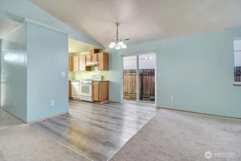 Property photo for 4327 151st Drive Ne, Marysville photo 6