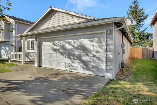 Property photo for 4327 151st Drive Ne, Marysville photo 3
