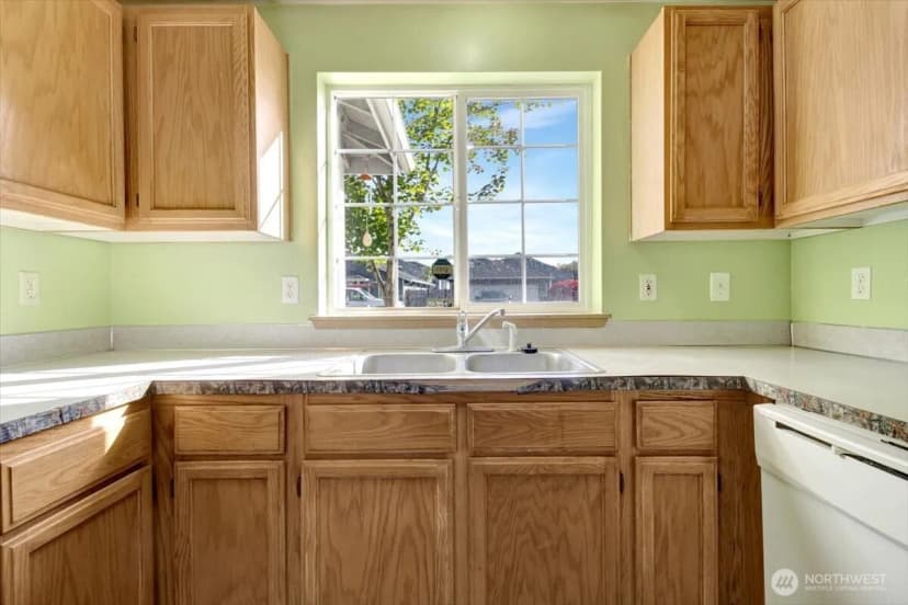 Property photo for 4327 151st Drive Ne, Marysville photo 10