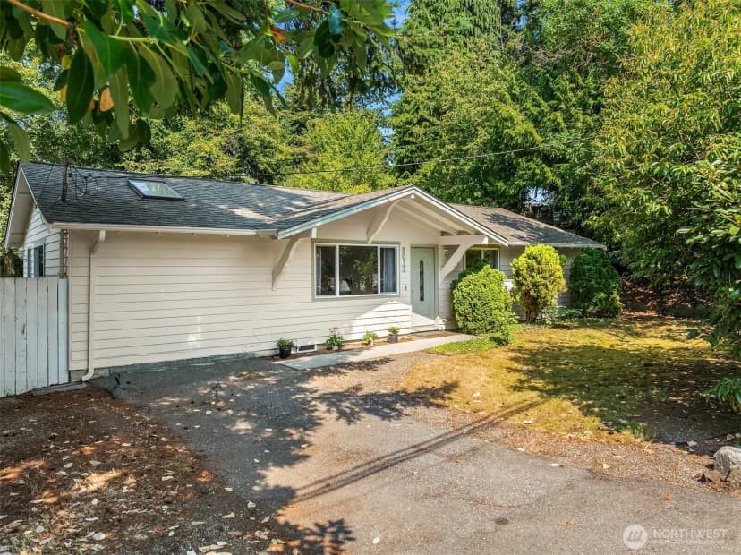 Property photo for 8012 Ne 128th Street, Kirkland photo 34