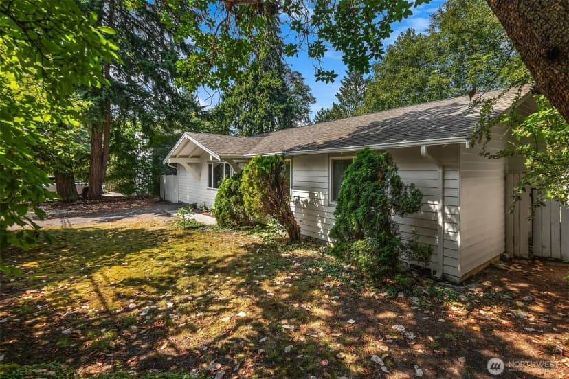 Property photo for 8012 Ne 128th Street, Kirkland photo 35