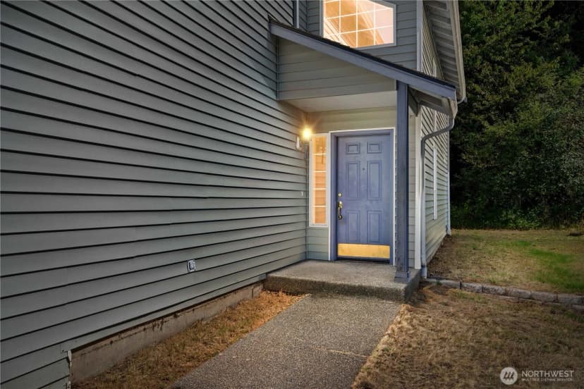 Property photo for 19717 14th Avenue E, Spanaway photo 3