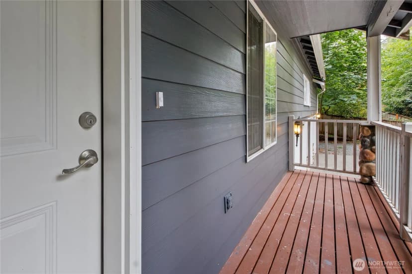 Property photo for 18911 101st Street Ct E, Bonney Lake photo 2