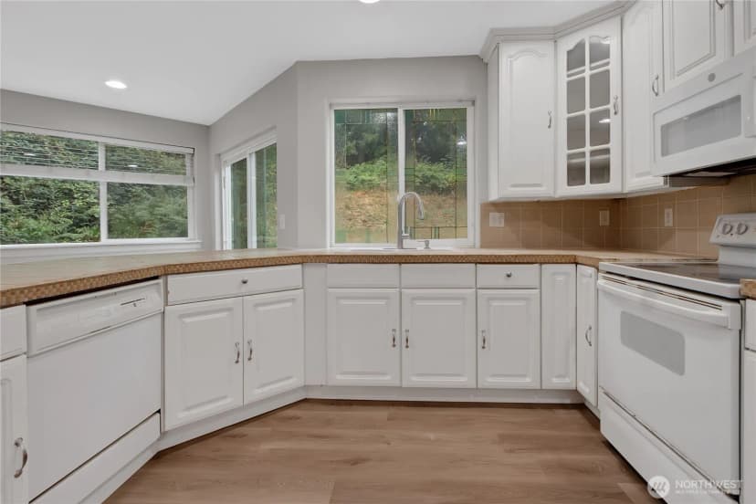 Property photo for 18911 101st Street Ct E, Bonney Lake photo 10