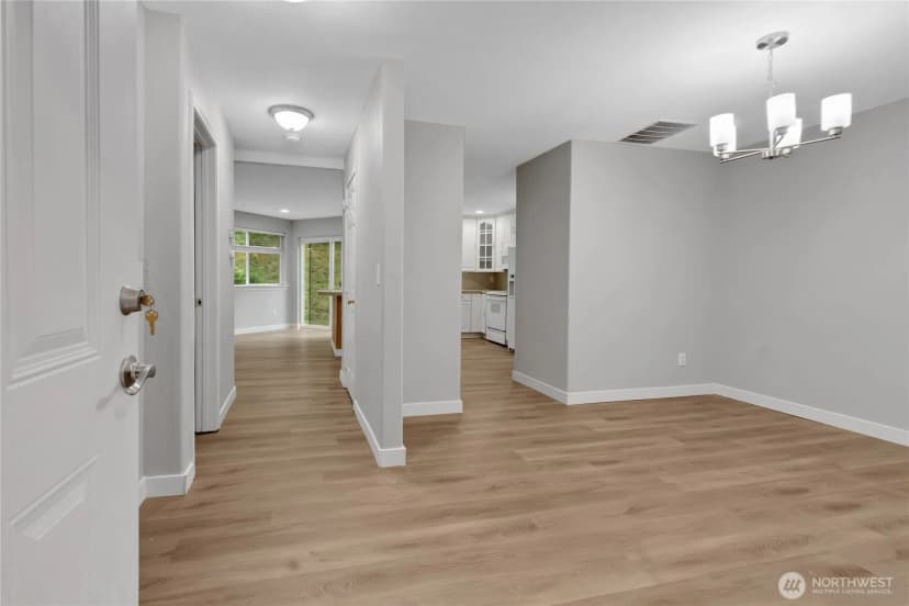 Property photo for 18911 101st Street Ct E, Bonney Lake photo 3