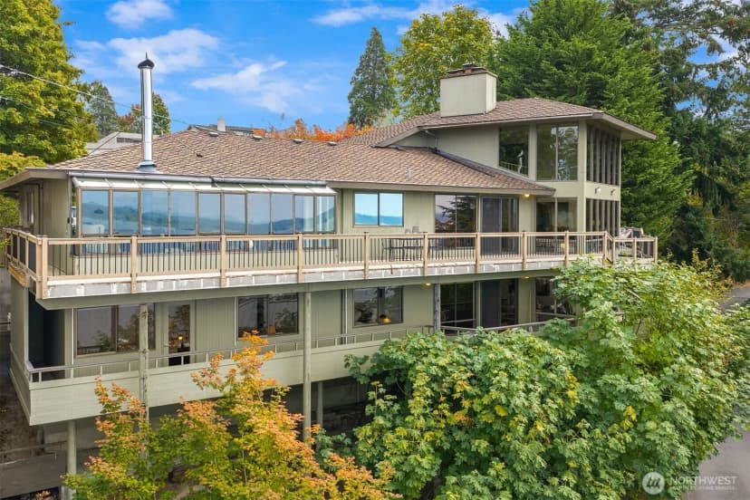 Property photo for 2583 Magnolia Boulevard W, Seattle photo 34