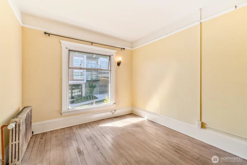 Property photo for 700 Warren Avenue N, Seattle photo 27