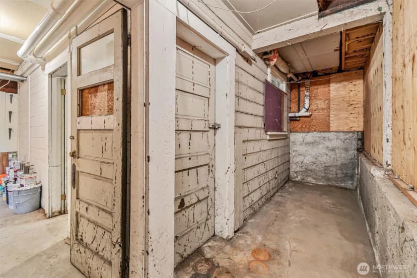 Property photo for 700 Warren Avenue N, Seattle photo 31