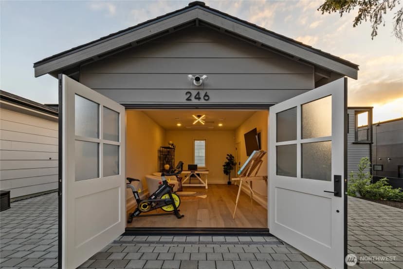 Property photo for 246 5th Avenue W, Kirkland photo 28