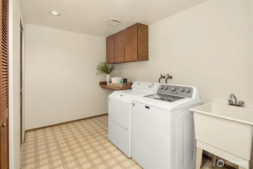 Property photo for 11925 73rd Place Ne, Kirkland photo 32