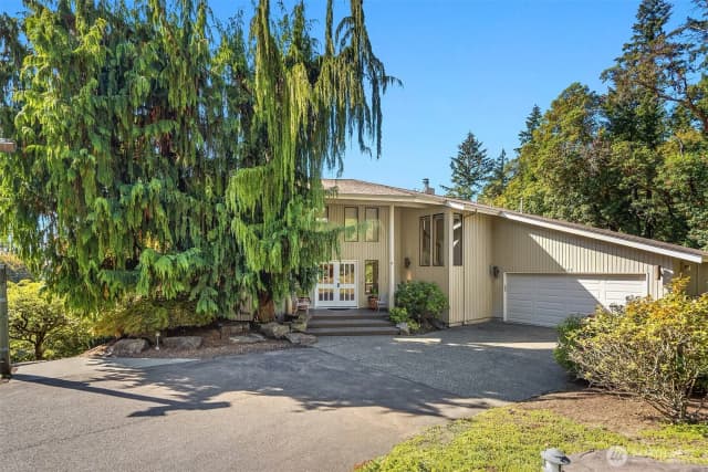 Property photo for 11925 73rd Place Ne, Kirkland photo 3