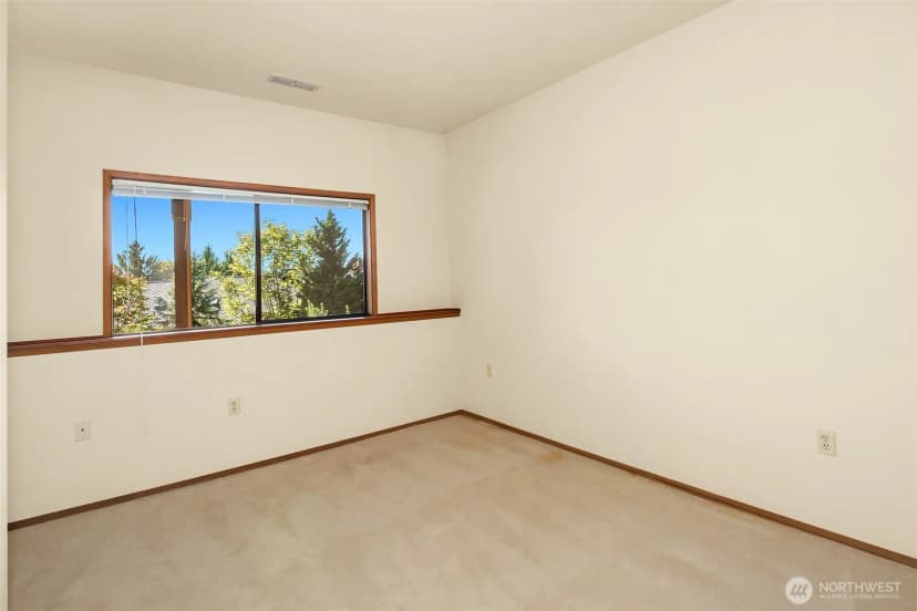 Property photo for 11925 73rd Place Ne, Kirkland photo 30