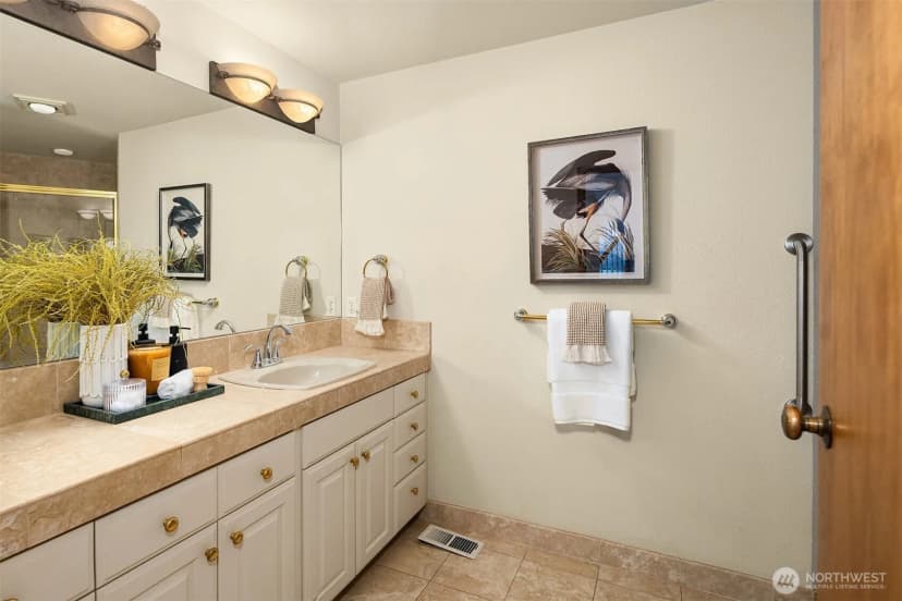 Property photo for 11925 73rd Place Ne, Kirkland photo 26